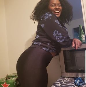 Meet your Posher, Tania